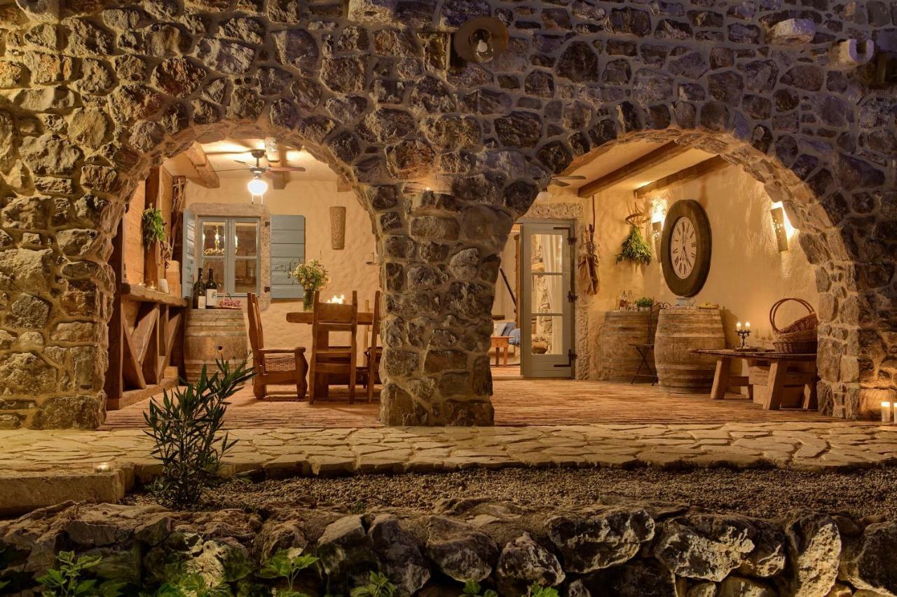 Heritage Villa Aquamarine Malinska Kültér fotó