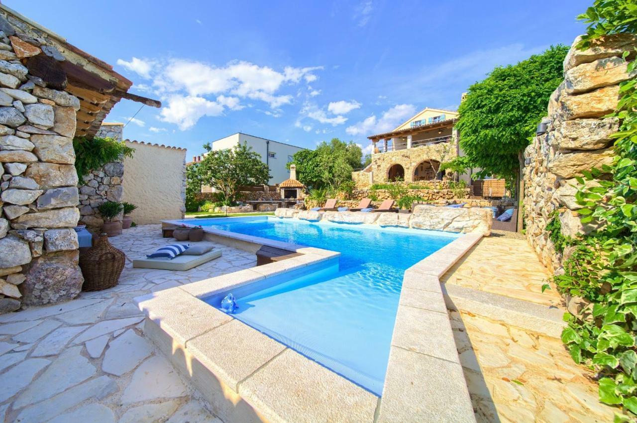 Heritage Villa Aquamarine Malinska Kültér fotó