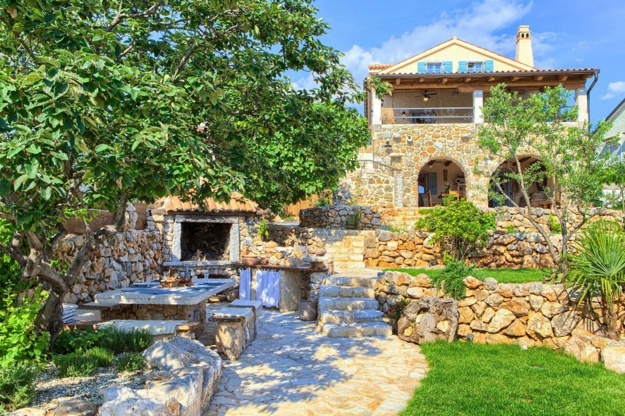Heritage Villa Aquamarine Malinska Kültér fotó